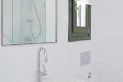 The bathroom on the first floor